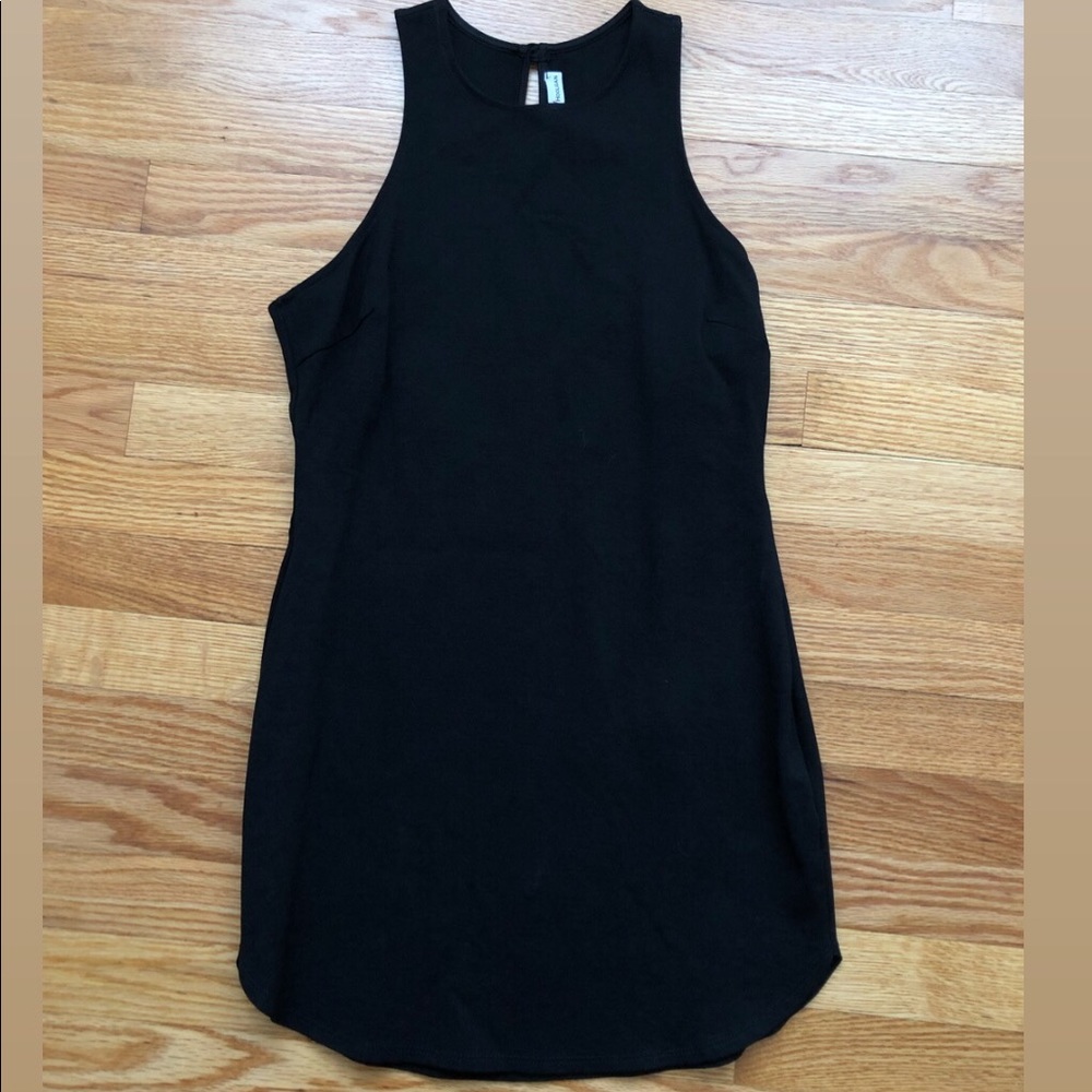 Bodycon black dress
